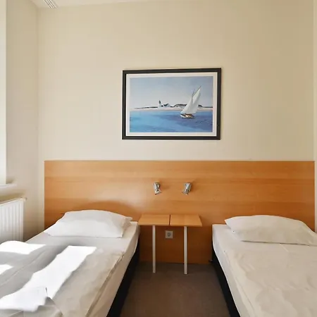 Celia Sellin (Rugen)