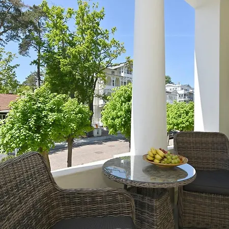 Celia Apartment *