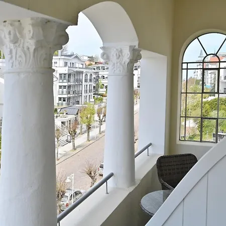 Celia Apartment
