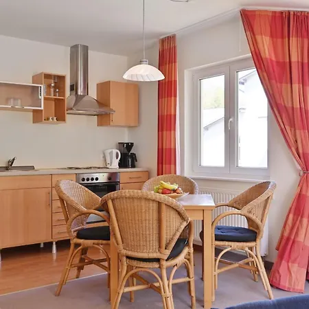 Celia Apartment *
