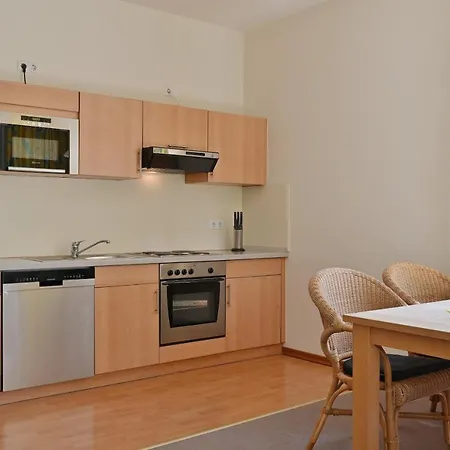 Celia Apartment *