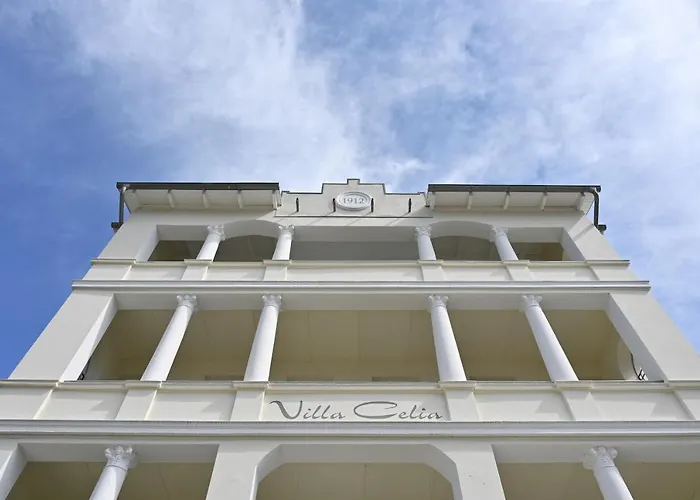 アパート Celia
